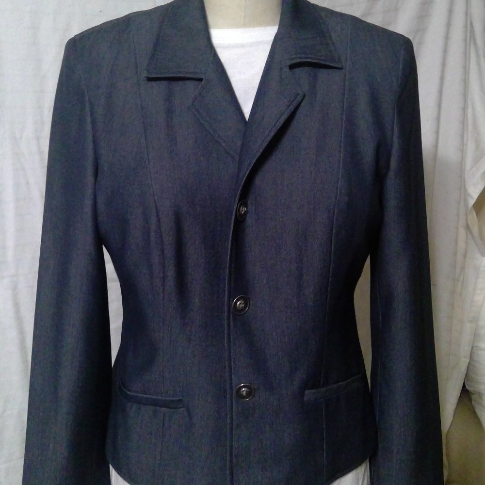 Signature by Larry Levine Size Light Weight Denim Skirt Suit